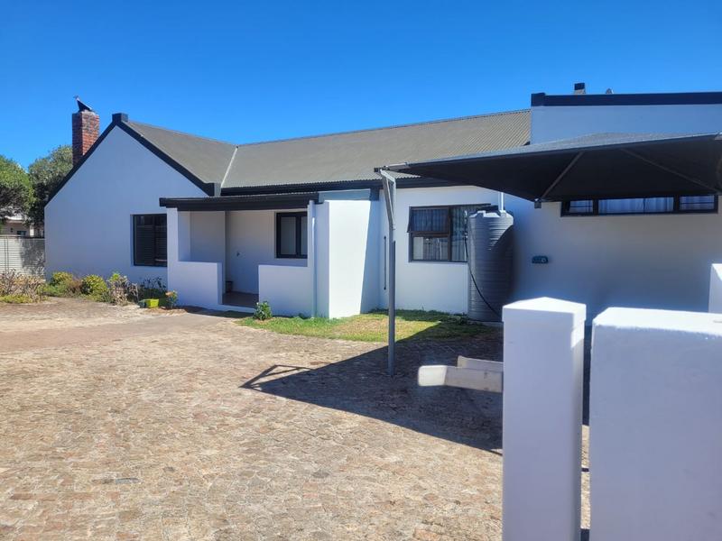 4 Bedroom Property for Sale in Kleinbaai Western Cape